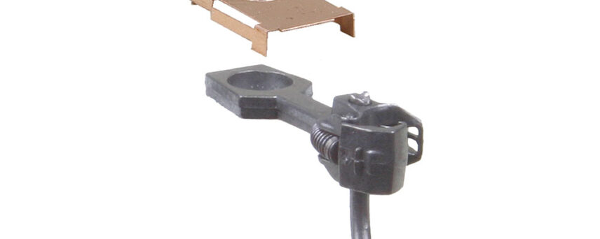 Kadee #58 HO Scale - "Scale" Metal Couplers with Gearboxes - Medium (9/32") Centerset Shank