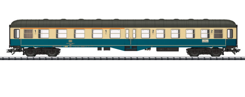 Trix 23125  1st/2nd class Passenger car, DB