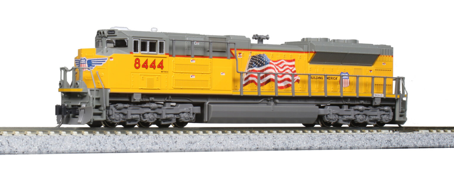 Kato 176-8404  EMD SD70ACe Cab Headlight Version - Union Pacific Flag#8444