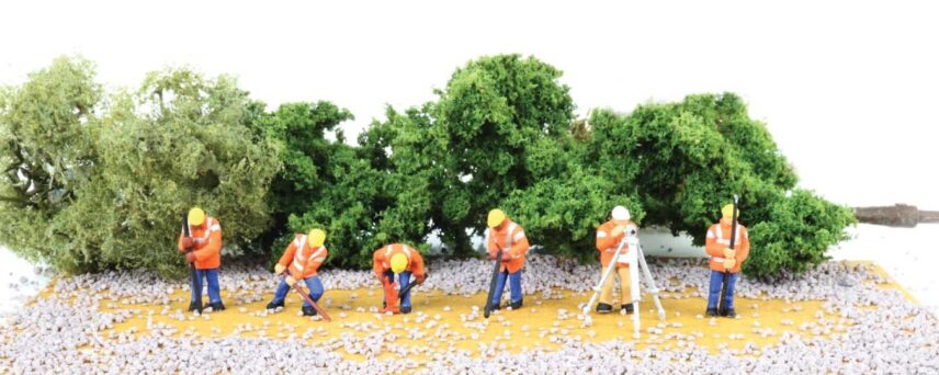 Bachmann Trains 33121  SceneScapes -- Highway Maintenance Crew Pkg(6)