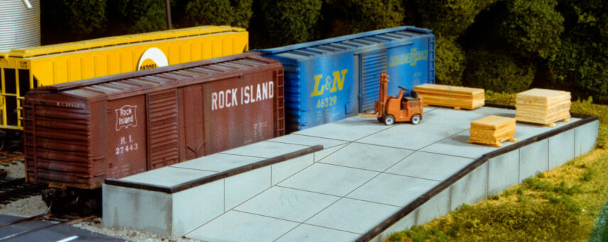 Pikestuff 17   HO Versatile Modular Loading Docks