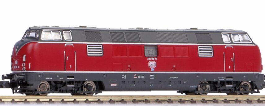 Piko 40500  Diesel locomotive BR 221, DB