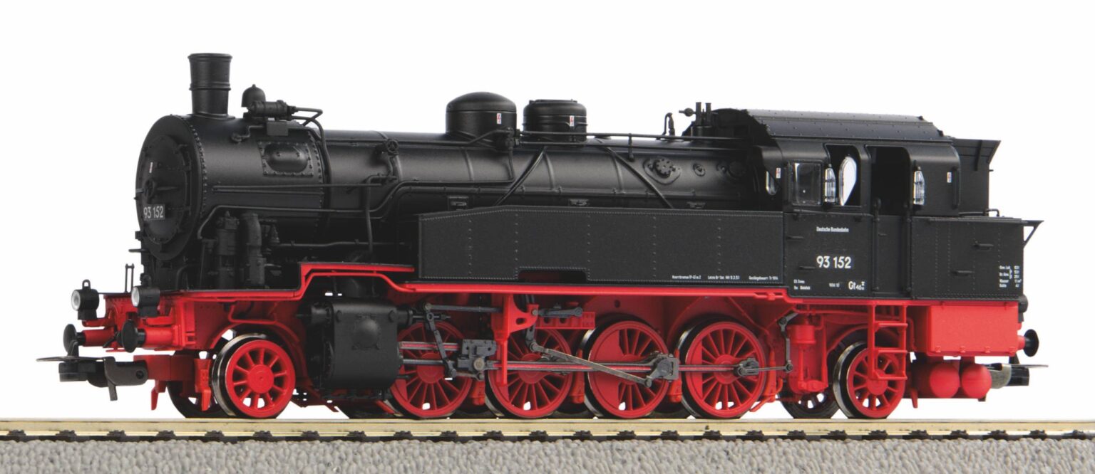 Piko 50650  Steam locomotive BR 93, DB