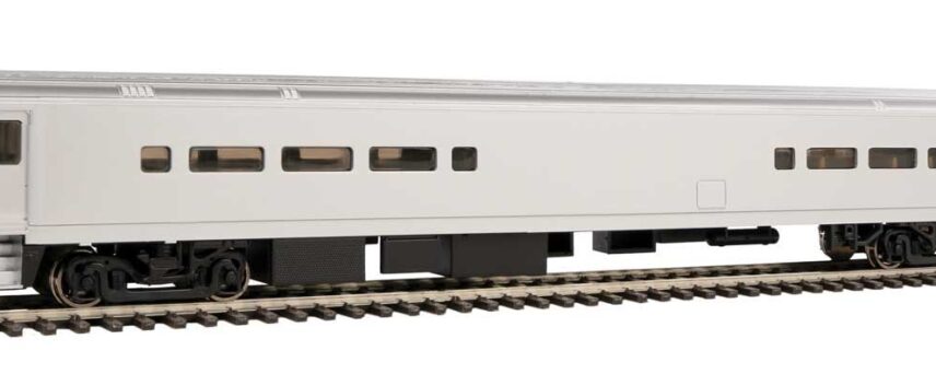 Walthers Mainline 31053   85' Horizon Cafe/Club Food Service Car, Amtrak Unlettered
