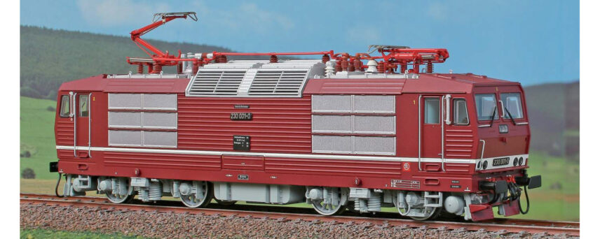 ACME 60540  Electric locomotive class 230, DR