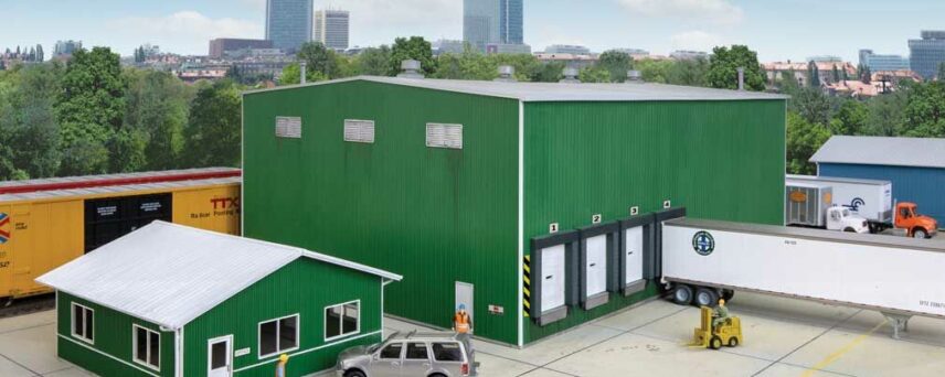 Walthers Cornerstone 4080  HO Steel Warehouse