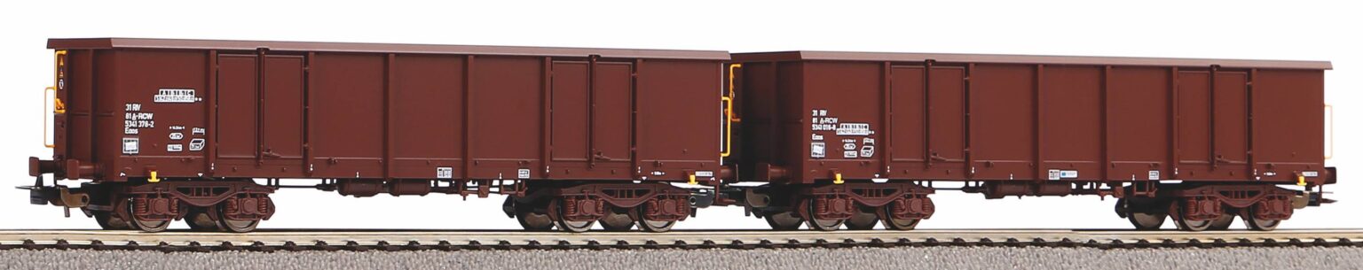 Piko 58237   2 Set Gondola Eaos loaded with sand, ÖBB