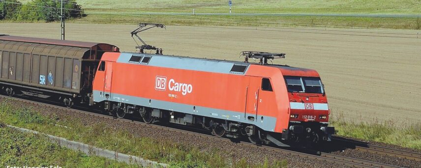 Piko 51124  Electric locomotive BR 152, DB Cargo