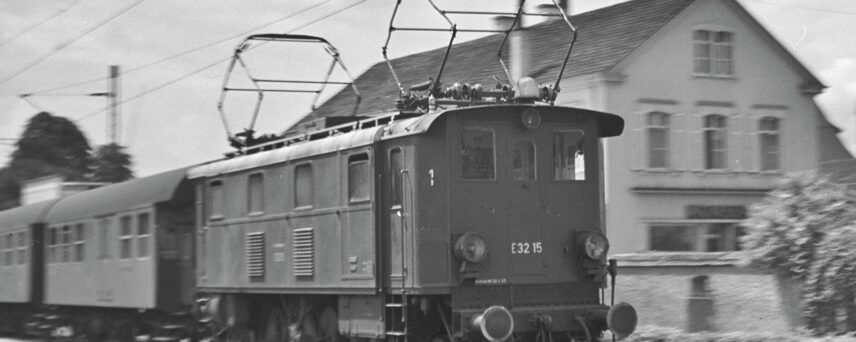 Piko 51417  Electric locomotive E32, DB