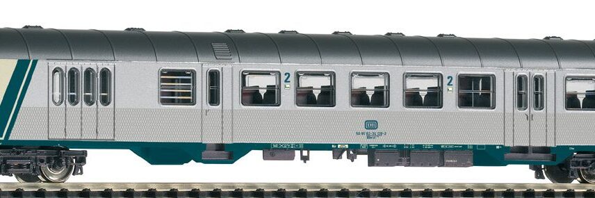 Piko 57653  2nd Class Passenger control car, DB