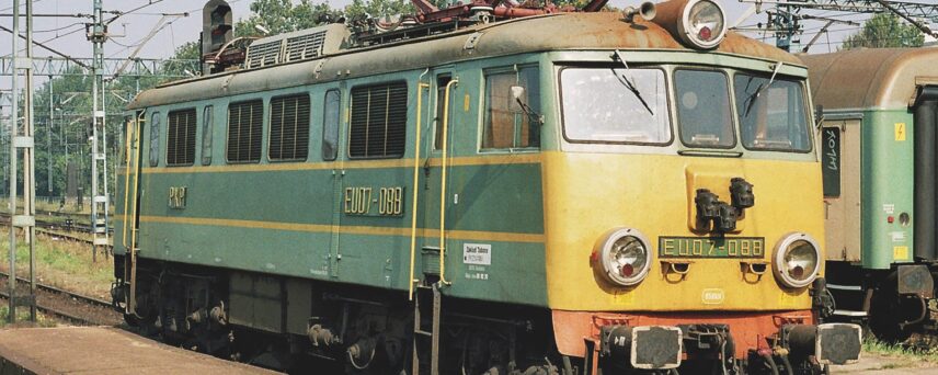 Piko 96388  Electric locomotive EU07, PKP