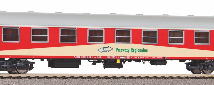 Piko 97623   2nd class passenger car, PR