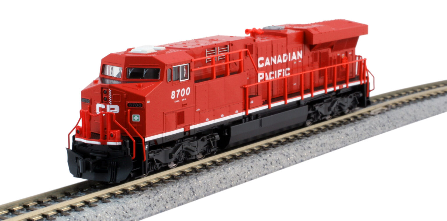 Kato 176-8944  N GE ES44AC Canadian Pacific #8701
