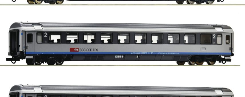 Roco 74022   3 piece set (2): EuroCity coaches EC 7, SBB