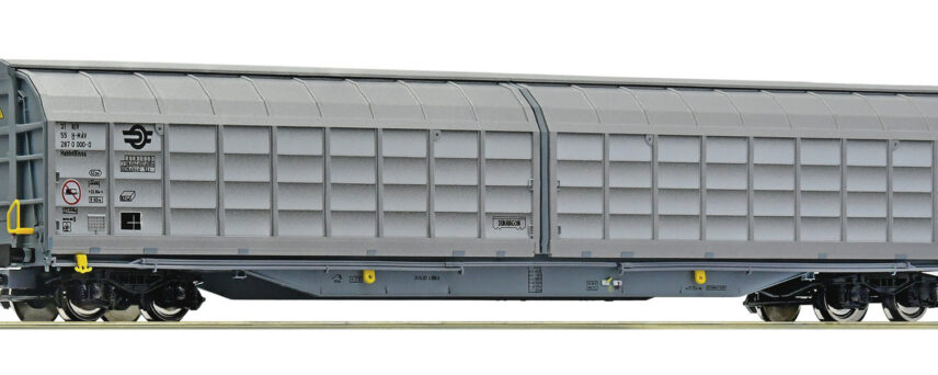 Roco 77492  Sliding-wall wagon, MAV