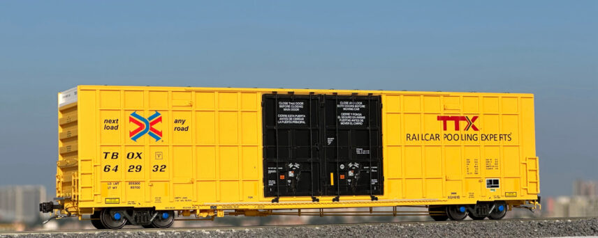 Aurora Miniatures 306012  HO Greenbrier 7550 cf 60' Plate F Boxcar, TBOX #642993