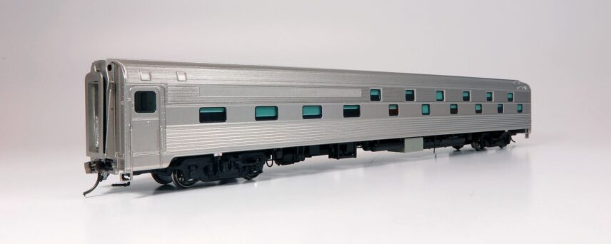 Rapido Trains 141099  HO Budd Slumbercoach: Painted, Unlettered
