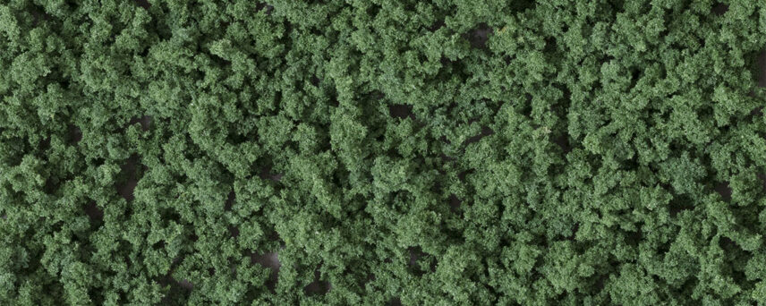Woodland Scenics FC137  Underbrush Dark Green Bag 21.6 in3 (353 cm3)