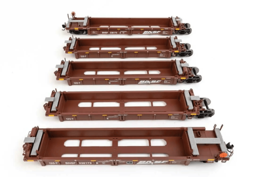 WalthersMainline 55661  HO Thrall 5-Unit Rebuilt 40' Well Car, BNSF Railway #238175 A-E