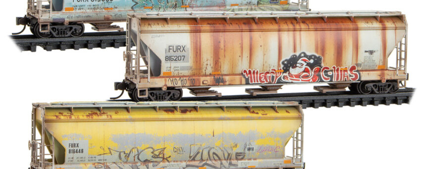 Micro Trains 98305083   N 3-Pack 3-Bay Covered Hoppers, FURX #815063,815207,816446 Weathered