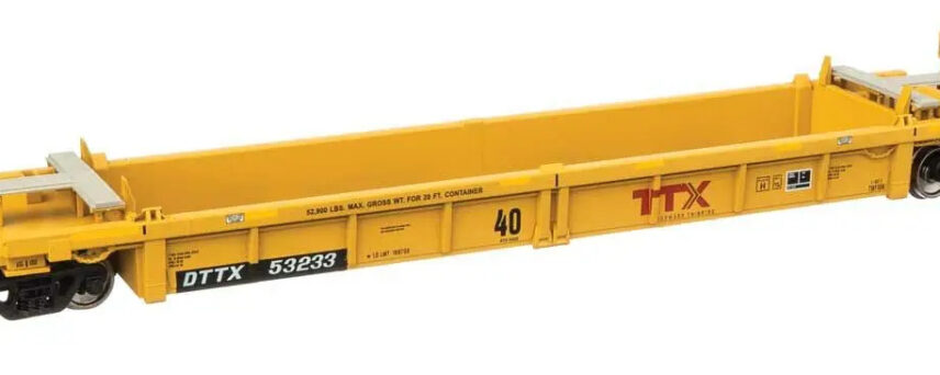 WalthersMainline 8428  HO Thrall Rebuilt 40' Well Car, TTX DTTX #53233 - red "Forward Thinking" TTX logo w/yellow conspicuity stripes
