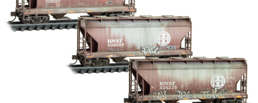 Micro Trains 98305076  N 3-Pack Covered Hopper Weathered, BNSF #406020, 406088, 406225