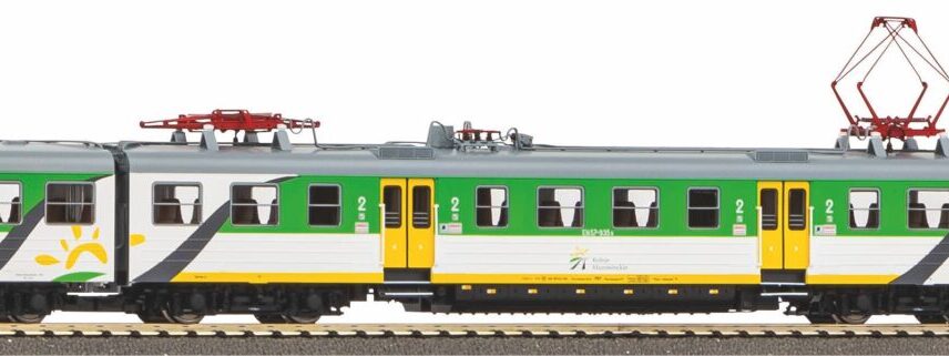 Piko 51460  Electric multiple unit EN 57, KM